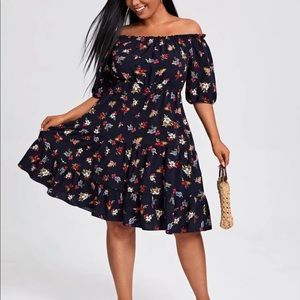 Red white & blue floral off the shoulder dress 5x